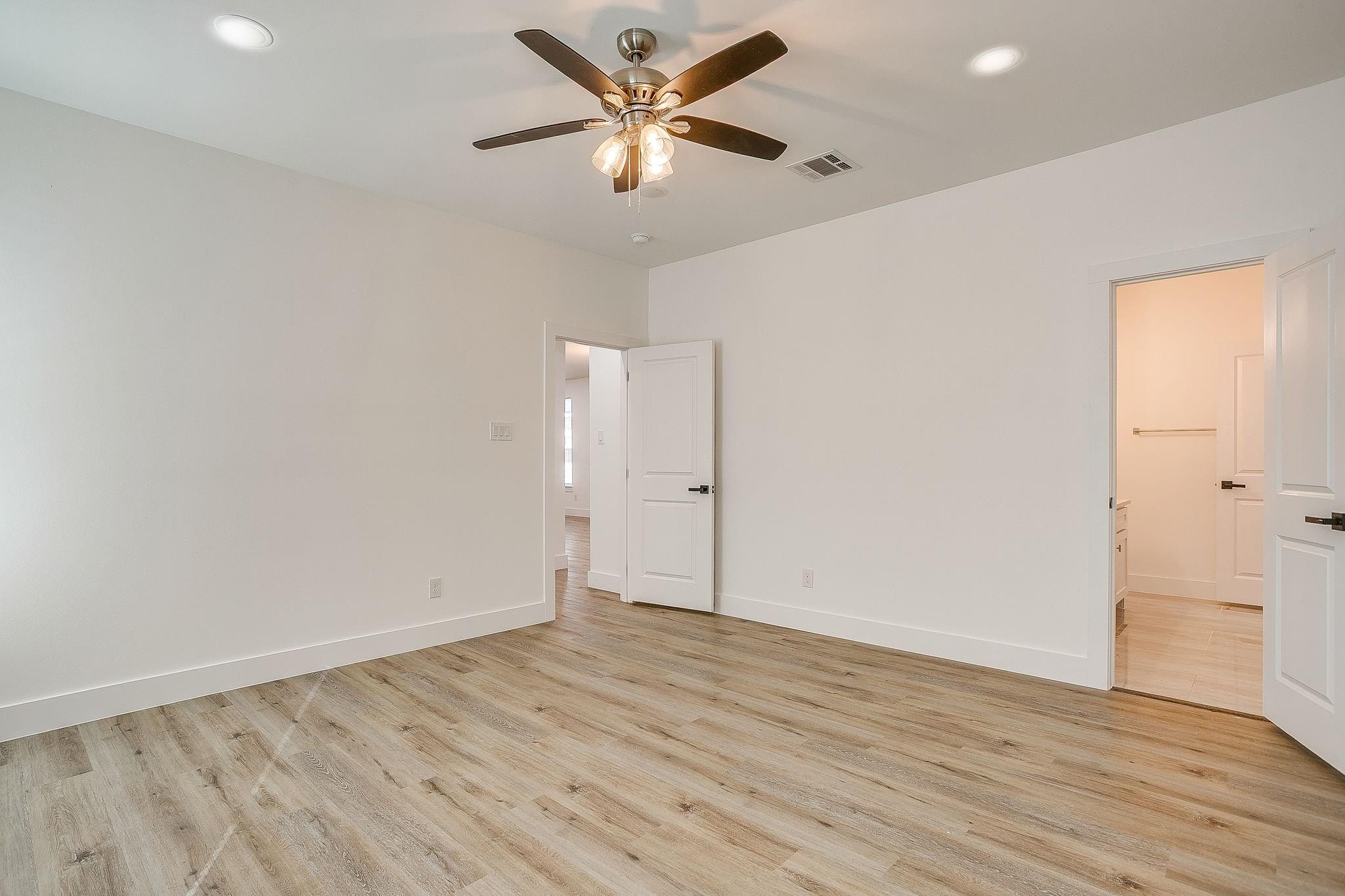 Dunbar Residence — mudroom with built-in bench and hooks